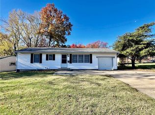 4705 E Red Bridge Rd, Kansas City, MO 64137