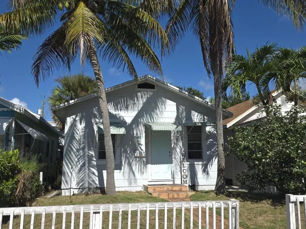 329 S M St, Lake Worth, FL 33460