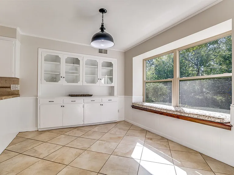 10534 Royal Springs Dr — Photo 6
