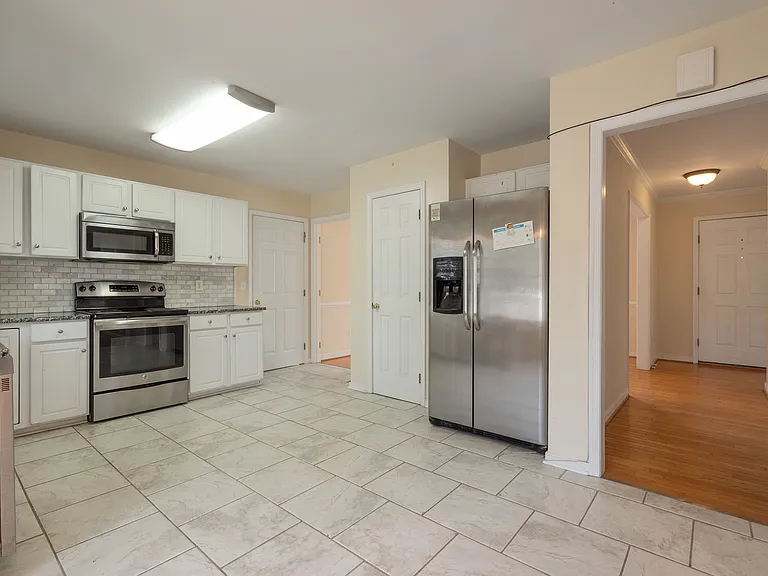 3005 Sandy Bluff Pl — Photo 8