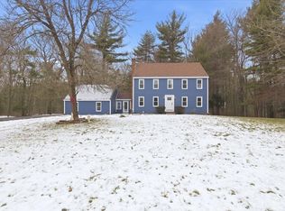 430 Brook Bend Rd, Hanson, MA 02341