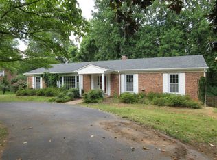 109 Mulberry Ct, Martinsville, VA 24112