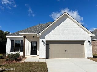 1300 Redfish Dr, Gulfport, MS 39507