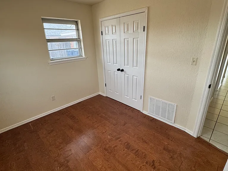 7720 S Miller Blvd — Photo 8