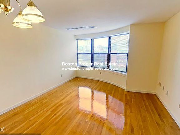 100 Queensberry St. #7 Boston - Fenway Unit Photo 2
