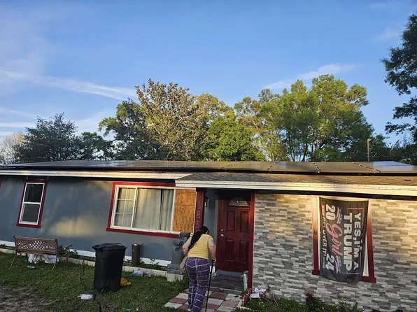 18320 Lawrence Rd, Dade City, FL 33523