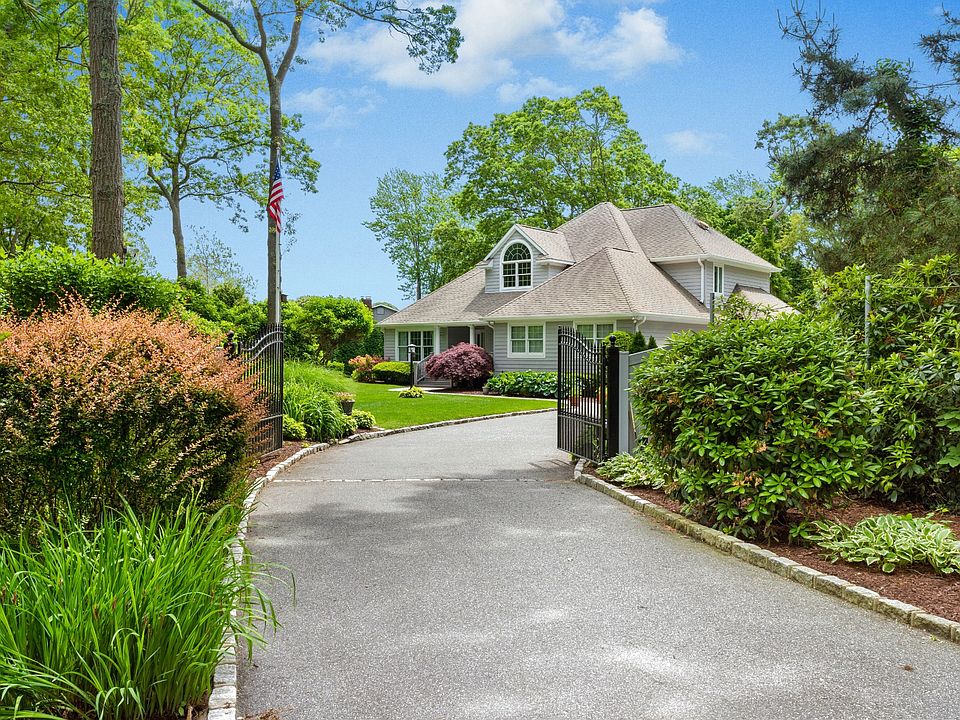 155 Munsell Rd, East Patchogue, NY 11772 Zillow