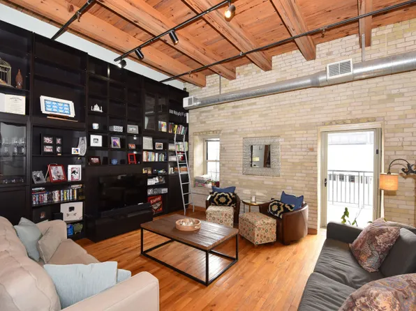 413 N 2nd St Unit 250, Milwaukee, WI 53203