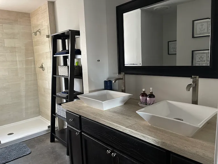 901 NW 7th St — Photo 13