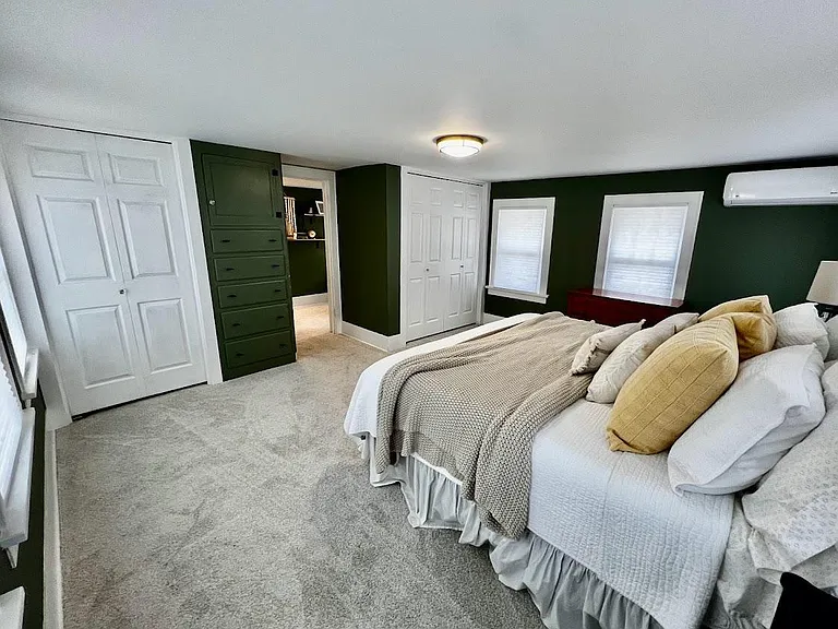 1242 N Coolidge Ave — Photo 14