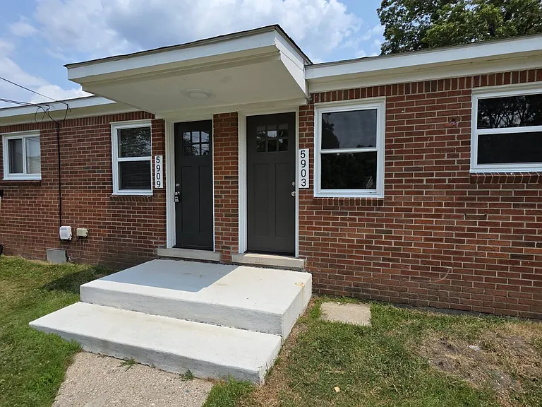 5909 N Wayne Rd — Photo 1