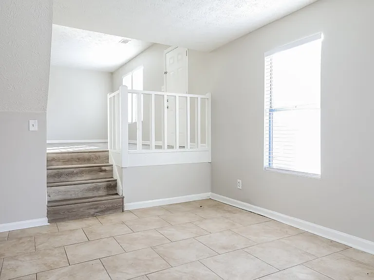 4000 Chimney Ridge Way — Photo 4