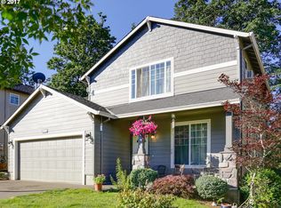 37854 Hamilton Ridge Dr, Sandy, OR 97055