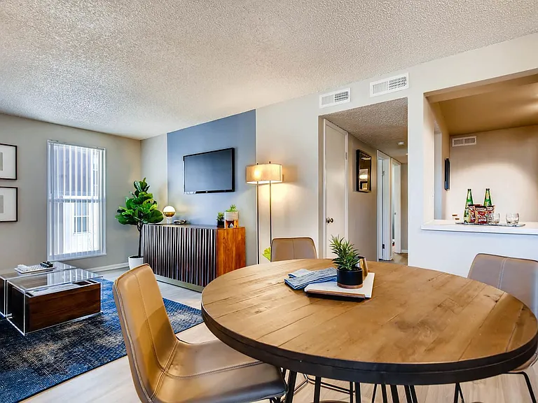 Copperwood Apartments — Photo 36
