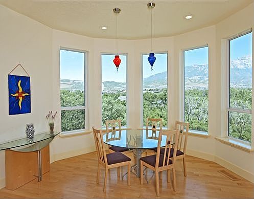 Eating Nook with $M Views!