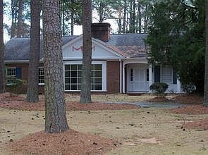 1st image of 111 Pinecrest Dr