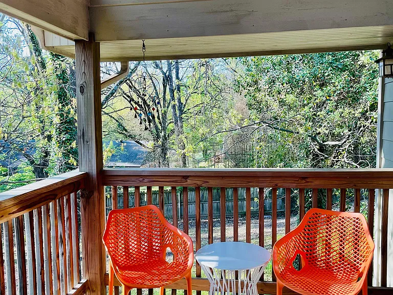 1656 N Broadview Dr — Photo 5