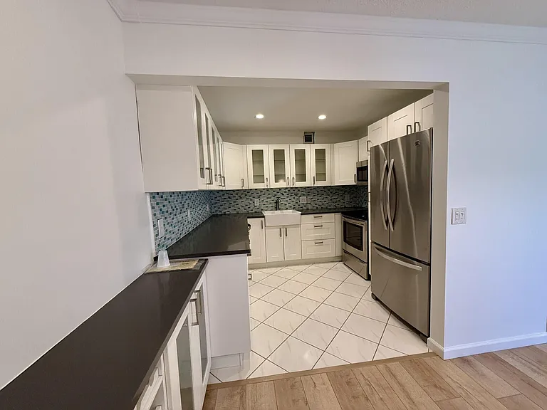 22 Somerset Dr #22-A — Photo 12