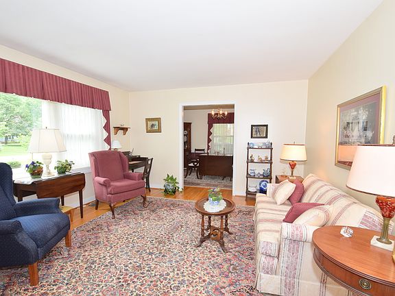 2nd image of 11039 Palmwood Cir
