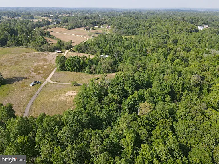 13245 Croom Rd — Photo 61