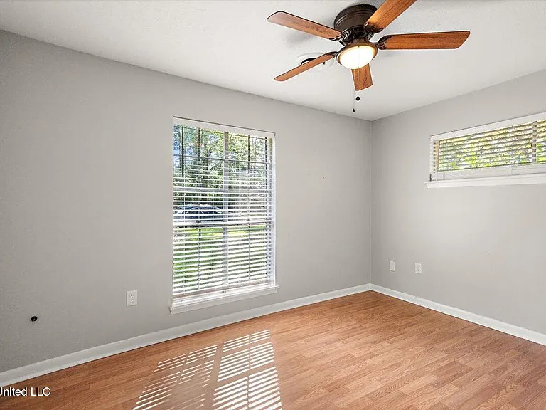 36 Pebble Hill Dr — Photo 18
