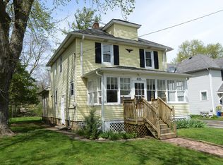 605 E Wilson St, Batavia, IL 60510