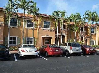 10591 SW 6th St, Pembroke Pines, FL 33025