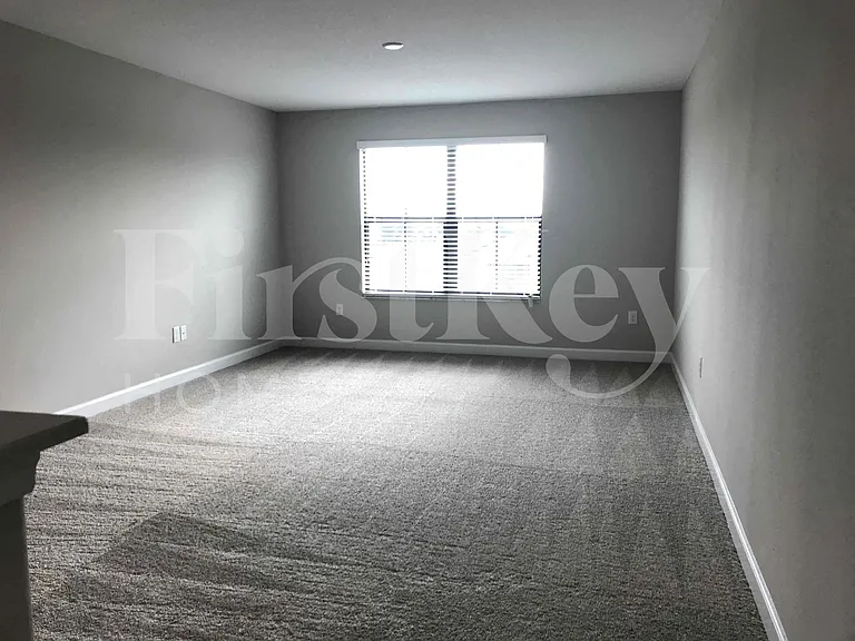 9901 Victory Gallop Loop — Photo 12