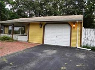 90 Norwich Rd, Brockton, MA 02302