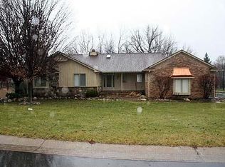 8317 Caribou Trl, Clarkston, MI 48348