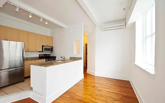 Rented by SRM Management | media 4