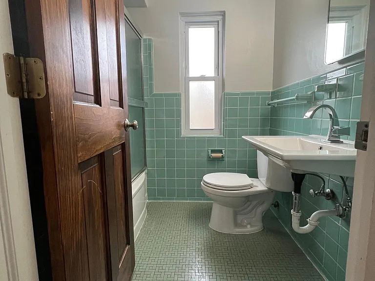 1075 Wimbleton Dr #1075 — Photo 10