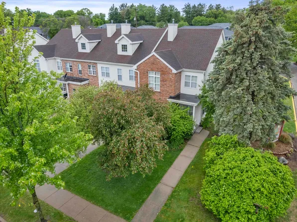 3318 Leopold Way APT D, Madison, WI 53711