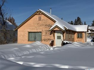 413 1st St W, Nipawin, SK S0E1E0