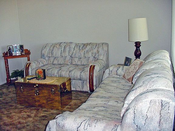 3rd image of 3300 Miller Ave