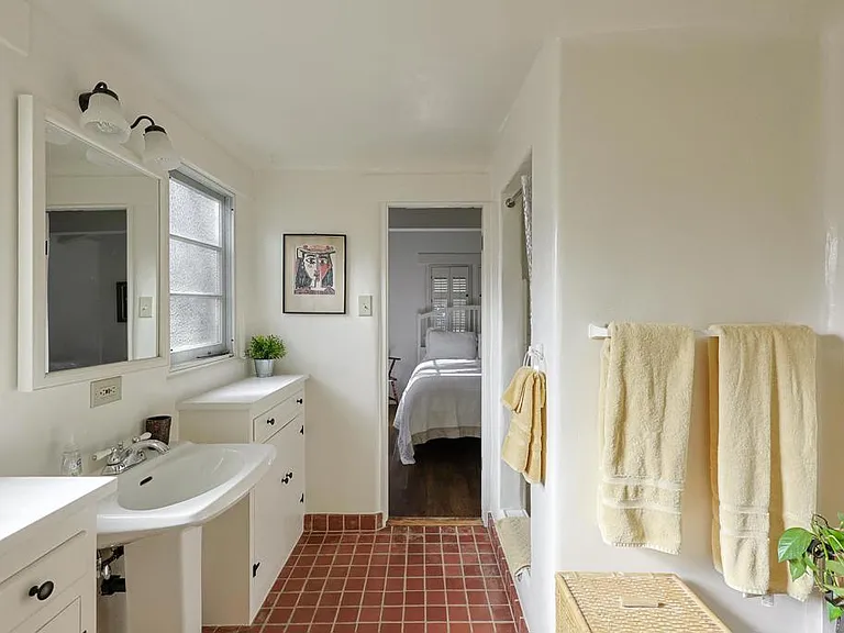 817 Margarita Ave — Photo 12