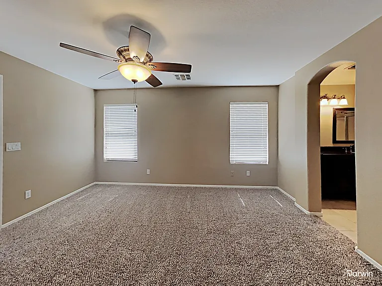 15525 W Port Royale Ln — Photo 8