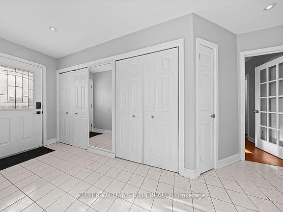 4th image of 45 Epworth Ave