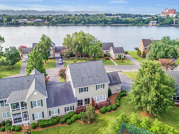 2nd image of 1512 Heritage Landing Dr