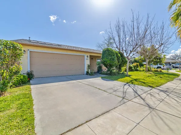 5680 S Zelkovia Ave, Del Rey, CA 93616