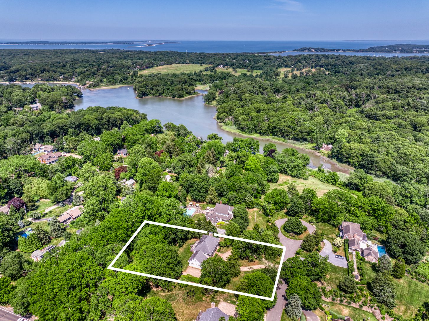 Near Dering Harbor and Shelter Island Heights