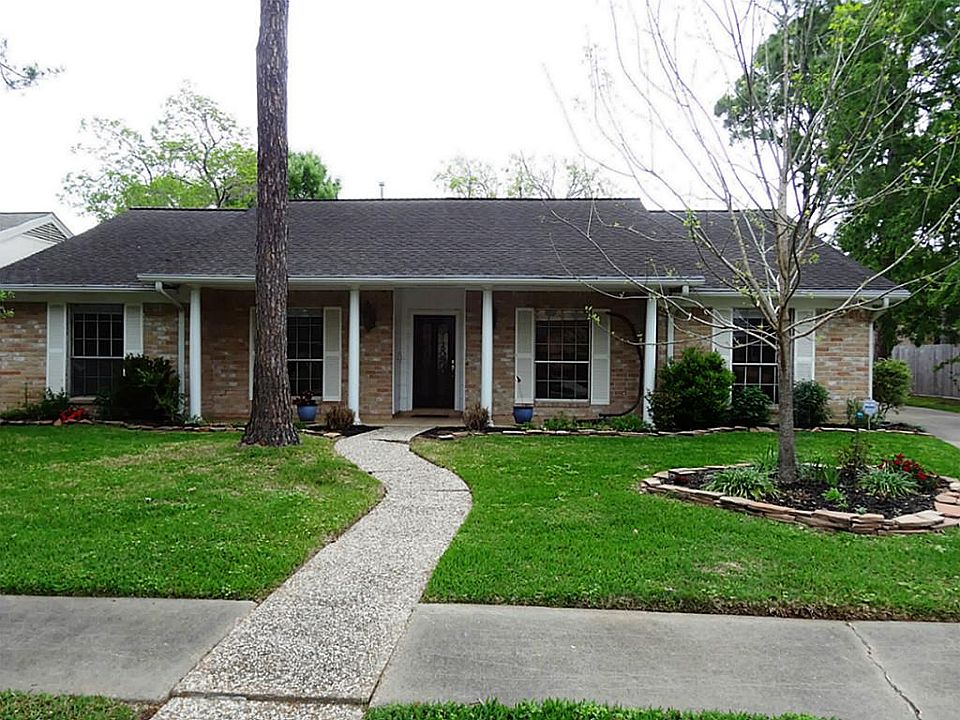 1st image of 16415 Shady Elms Dr