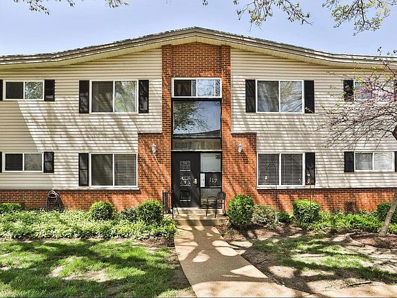 5th image of 117 E Washington Ave APT 2N