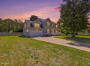 405 Prince William Dr, Elizabeth City, NC 27909
