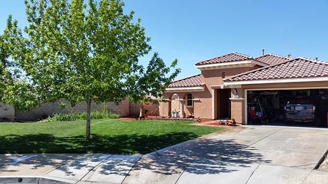 1st image of 3012 Via De Flores St