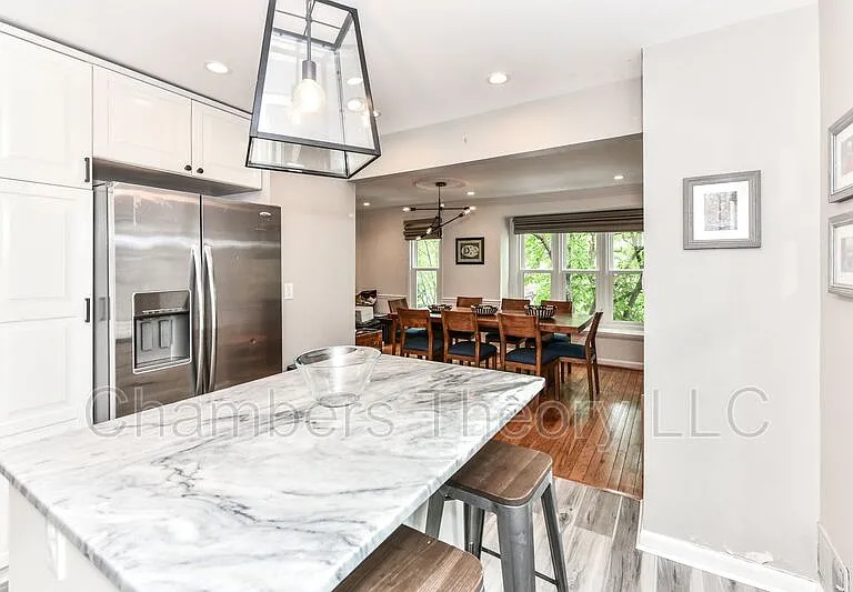2112 Military Rd — Photo 11