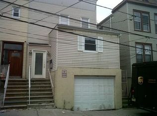 633 13th St, Union City, NJ 07087