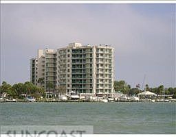 1st image of 680 Island Way APT 410