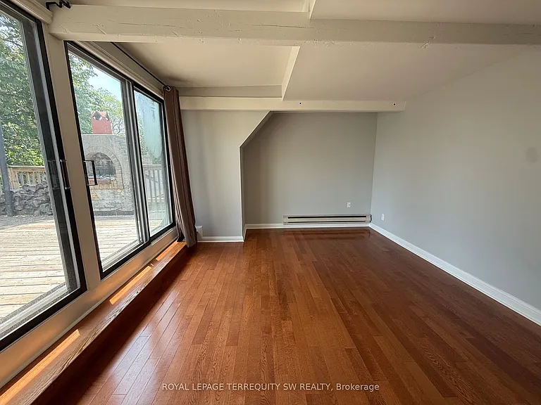 29 Winchester St #3 — Photo 14