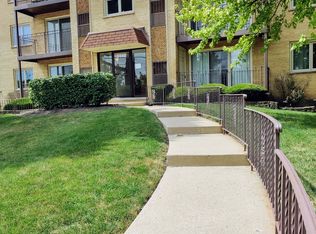 6440 W Devon Ave APT 306, Chicago, IL 60631